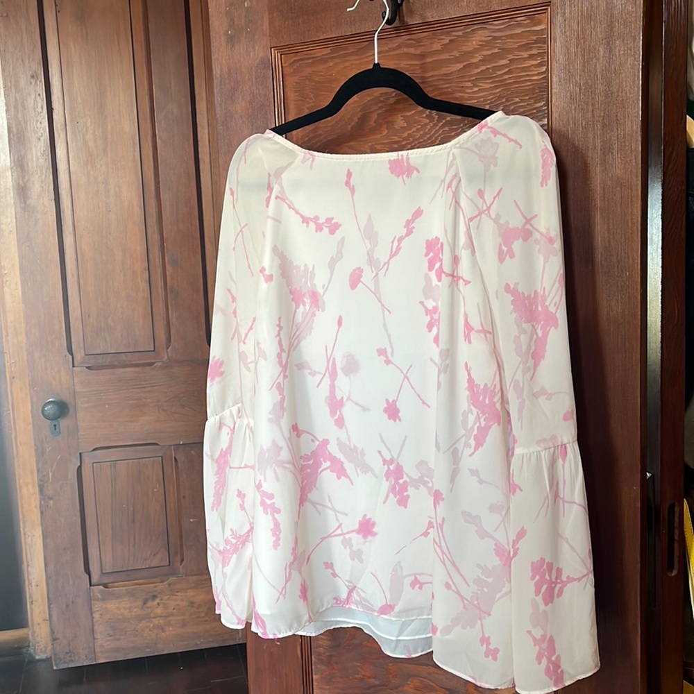 Gently worn large Banana Republic long sleeve pink blouse.
